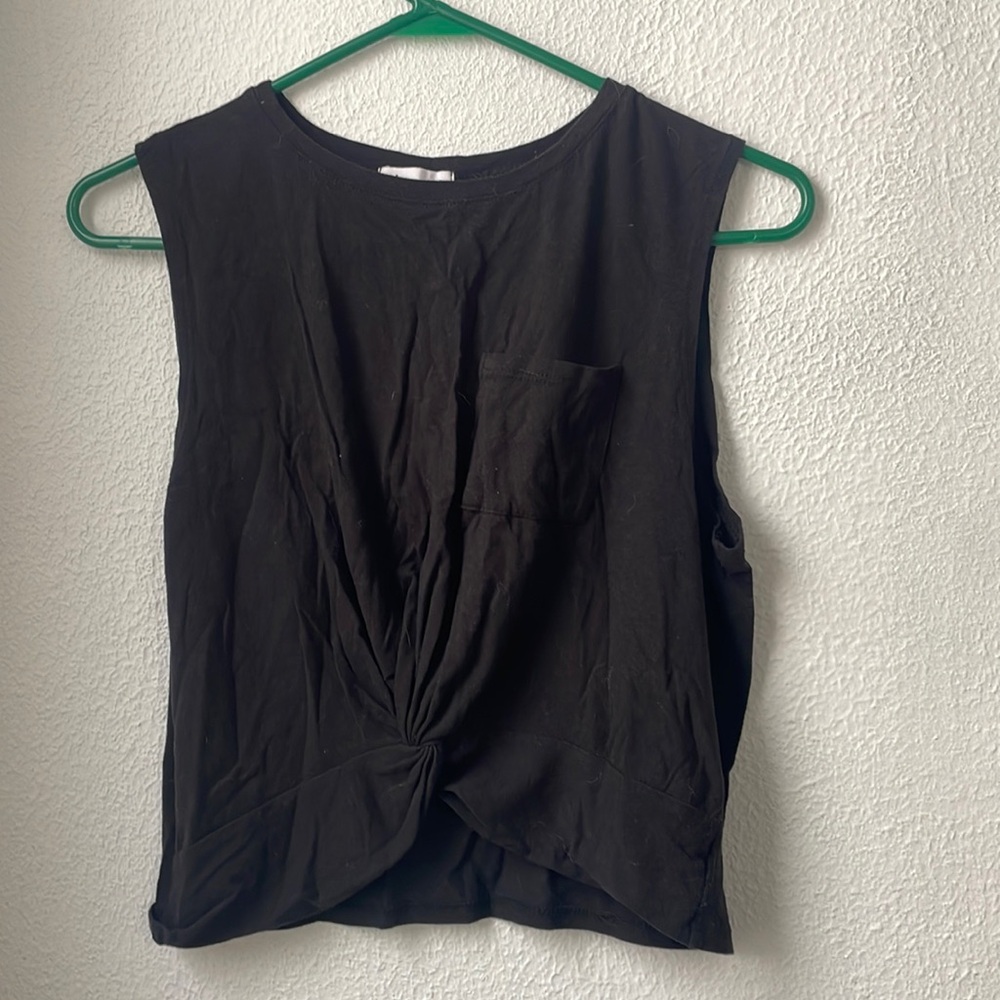 Venacular Black Cropped Criss Cross Top Large